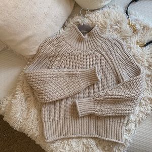 Cropped chunky sweater